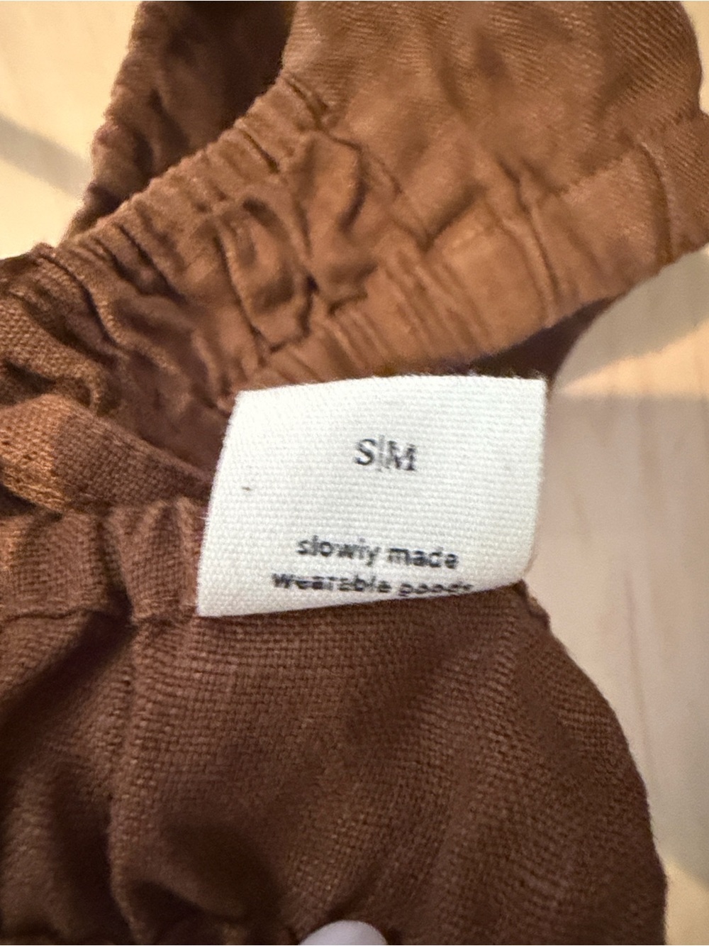 High-Rise Wide-Leg Trousers in Brown with matching top - Picture 5 of 6